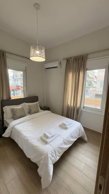 New Center Apartment Near Metro Atena Exterior foto