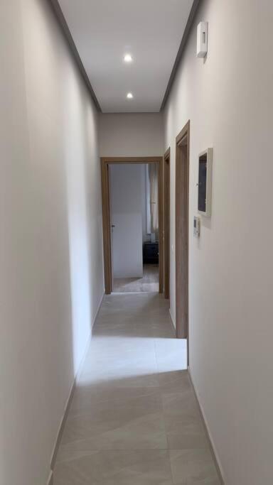 New Center Apartment Near Metro Atena Exterior foto