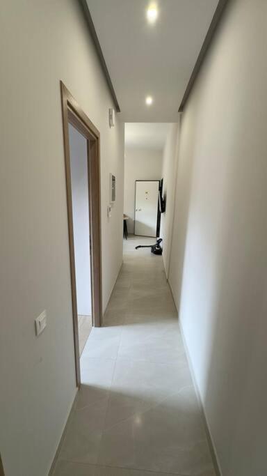 New Center Apartment Near Metro Atena Exterior foto