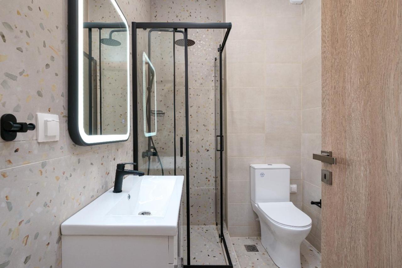 New Center Apartment Near Metro Atena Exterior foto